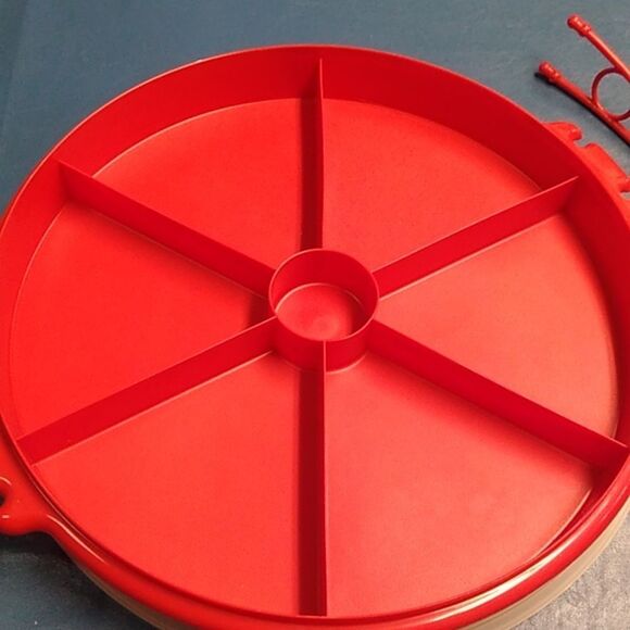 Vintage Tupperware Veggie Party Platter Red and Pink Circular Cottagecore - Picture 4 of 8